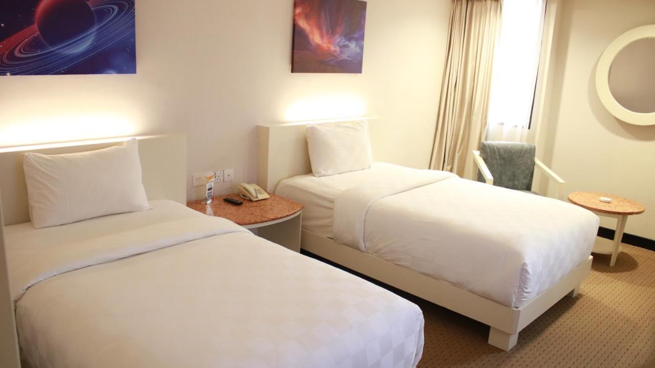 Beverly Hotel Batam Nagoya Eksteriør bilde