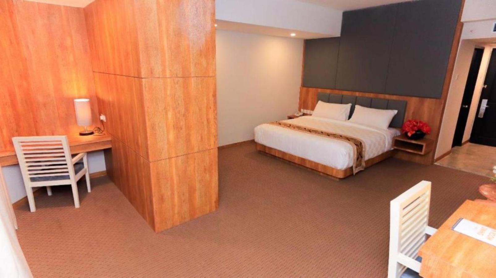 Beverly Hotel Batam Nagoya Eksteriør bilde