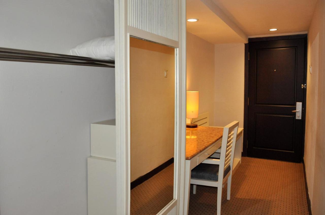 Beverly Hotel Batam Nagoya Eksteriør bilde