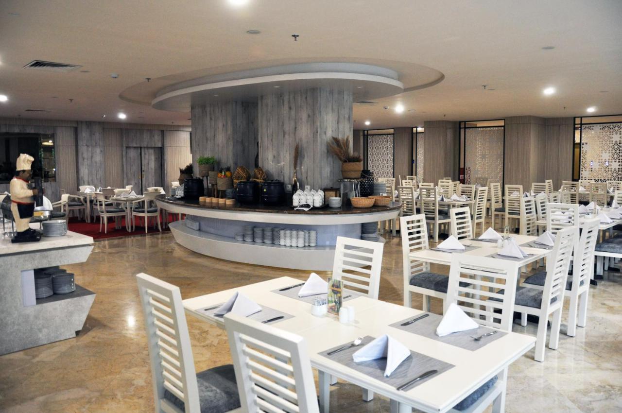 Beverly Hotel Batam Nagoya Eksteriør bilde