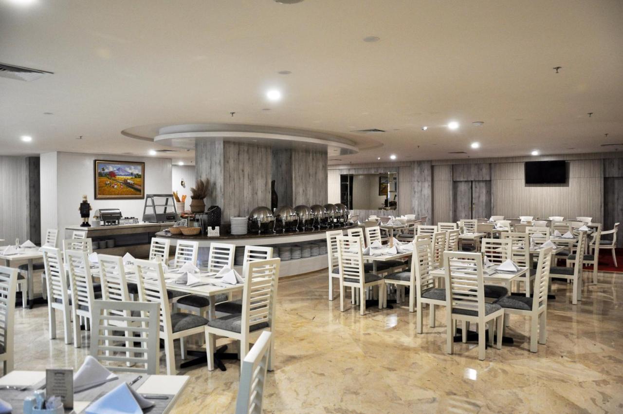 Beverly Hotel Batam Nagoya Eksteriør bilde