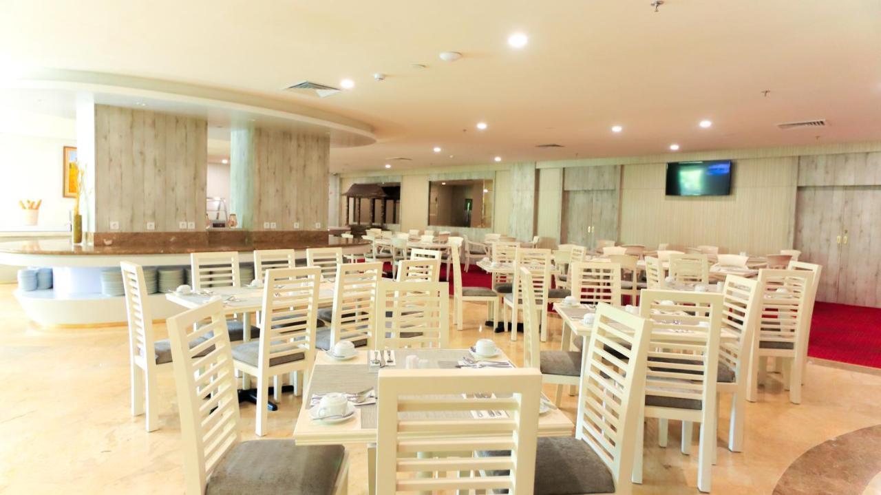 Beverly Hotel Batam Nagoya Eksteriør bilde